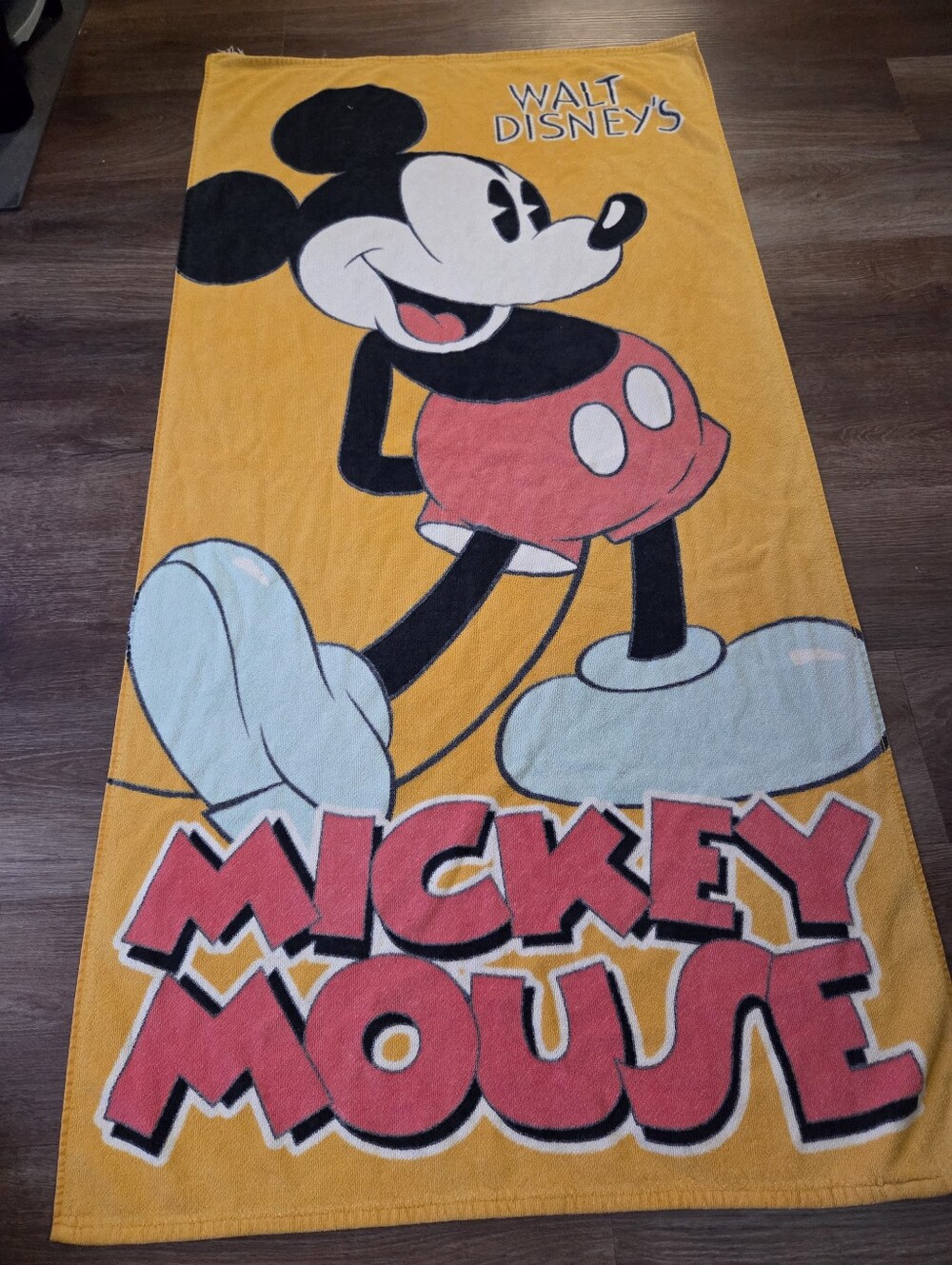 Vintage 90s Y2K Walt Disney Mickey Mouse Yellow/Orange Beach Towel